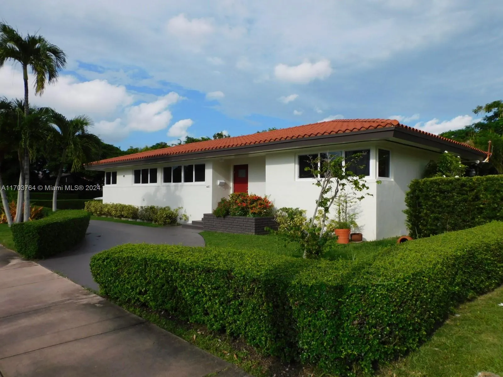 401 Ponce De Leon Blvd, Coral Gables FL 33134