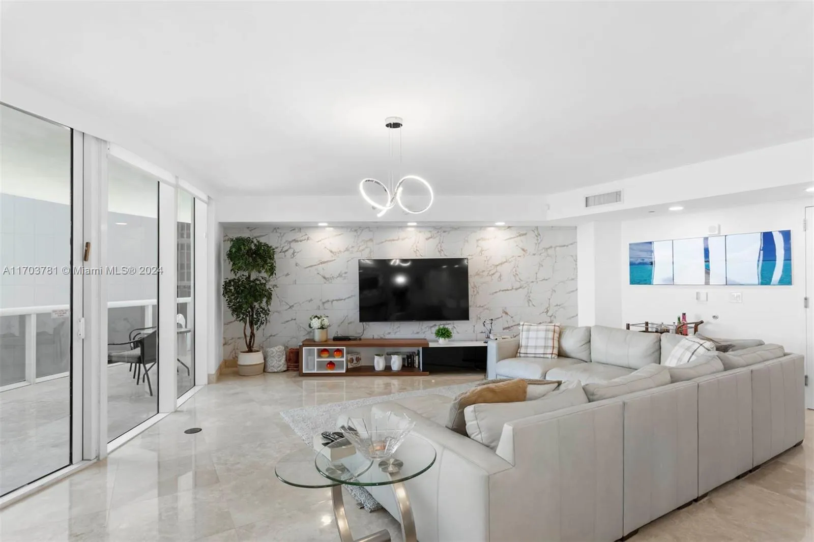 17201 Collins Ave # 3304, Sunny Isles Beach FL 33160