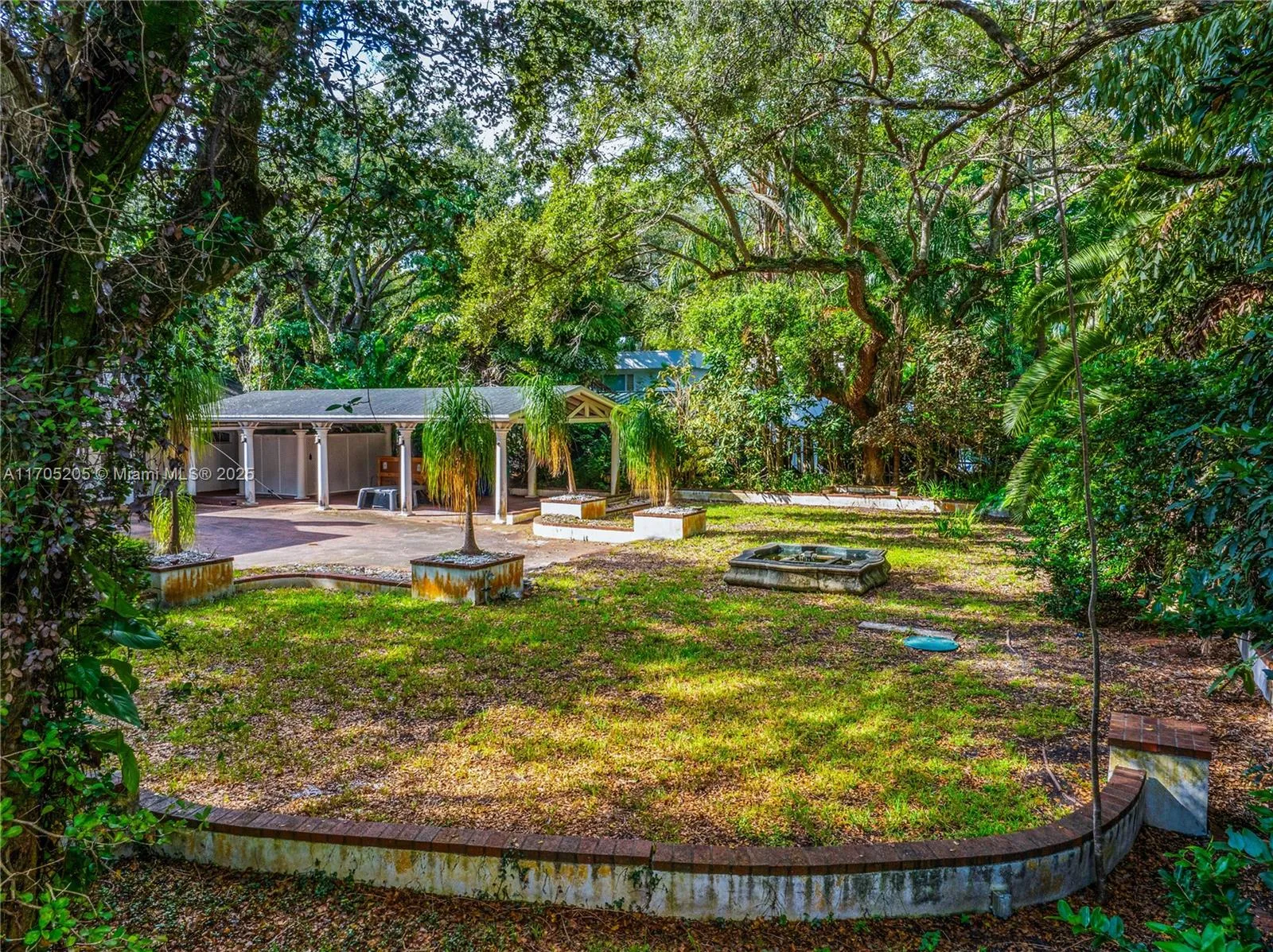 3720 Poinciana Ave, Miami FL 33133