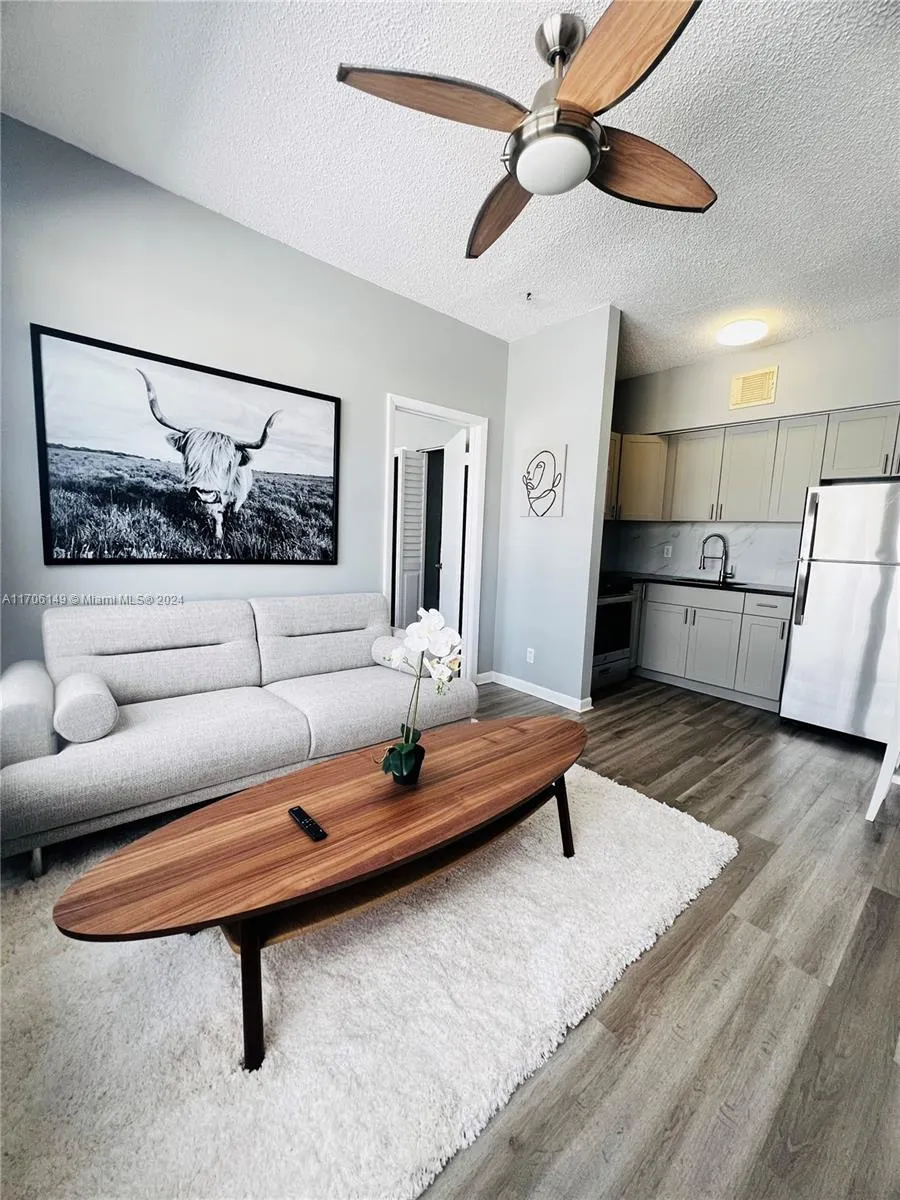 1320 Drexel Ave # 305, Miami Beach FL 33139