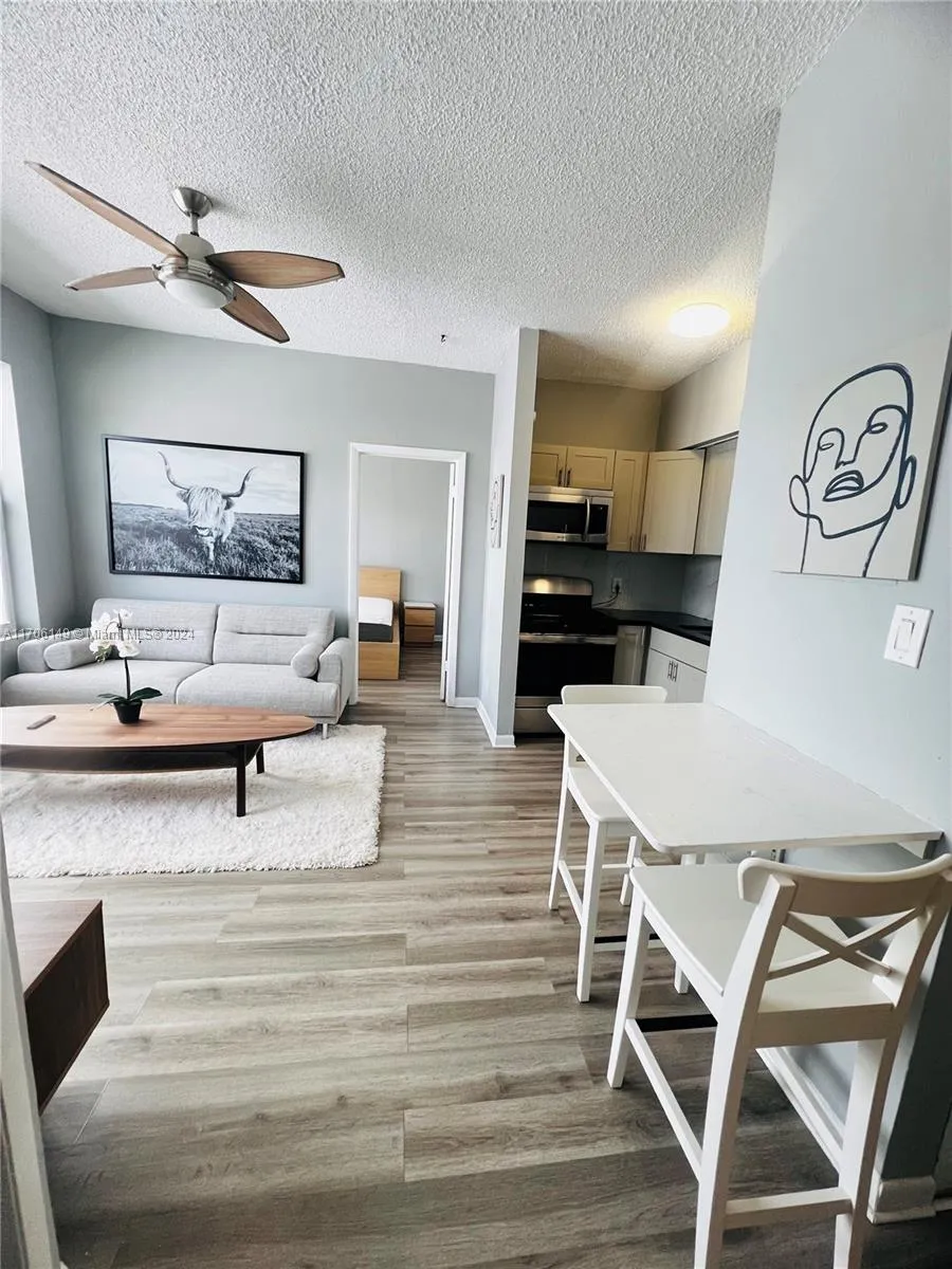 1320 Drexel Ave # 305, Miami Beach FL 33139