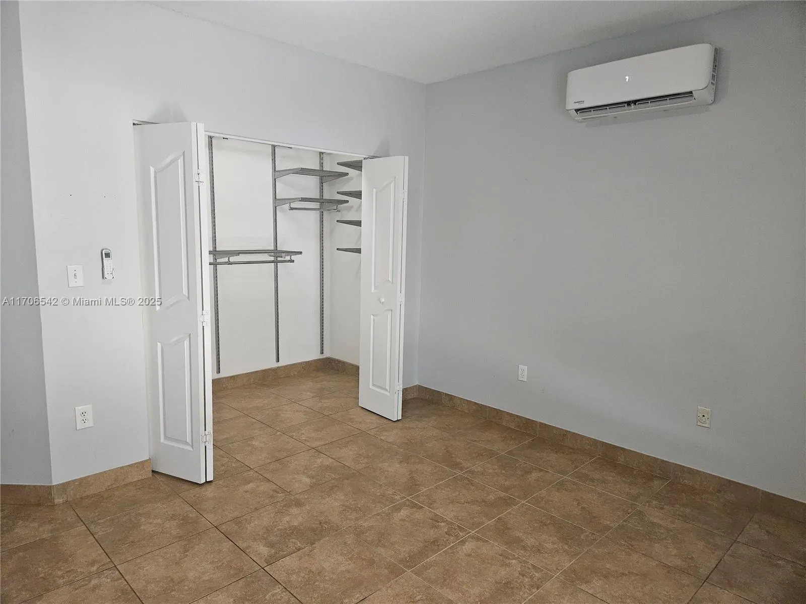 16511 SW 104th Ave, Miami FL 33157