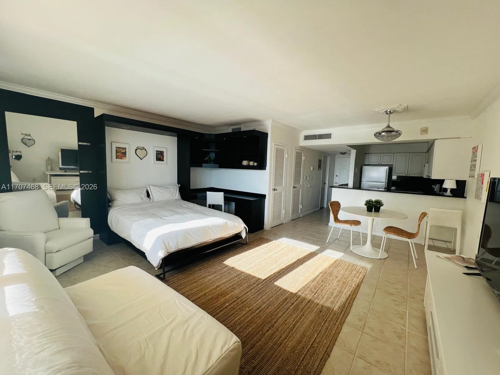 2501 S Ocean Dr, Hollywood FL 33019