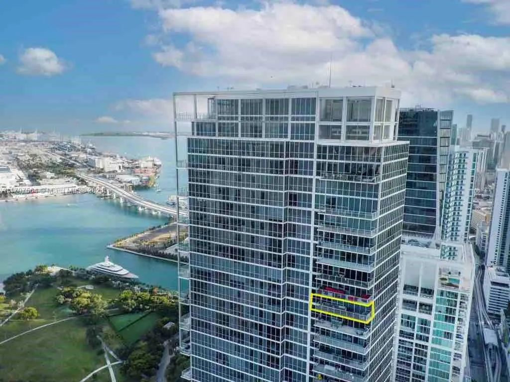 2 bedroom 2 bath for rent at 1100 Biscayne Blvd # 5507, Miami FL 33132