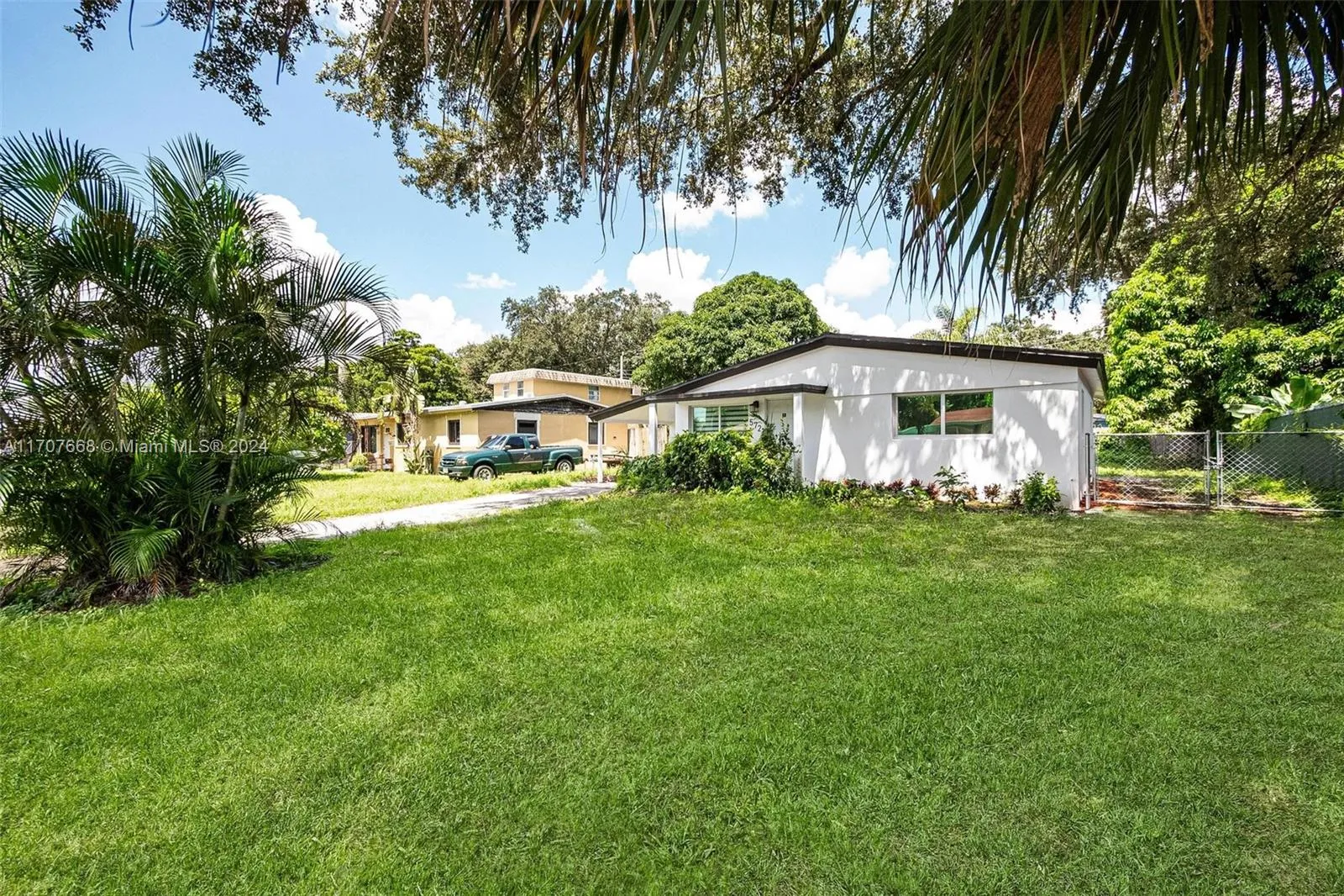 3 bedroom 1 bath for sale at 5721 Atlanta St, Hollywood FL 33021