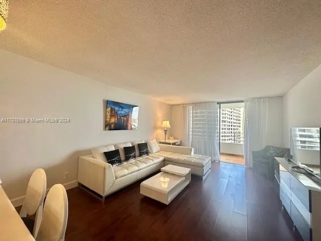 600 Three Islands Blvd # 1514, Hallandale Beach FL 33009