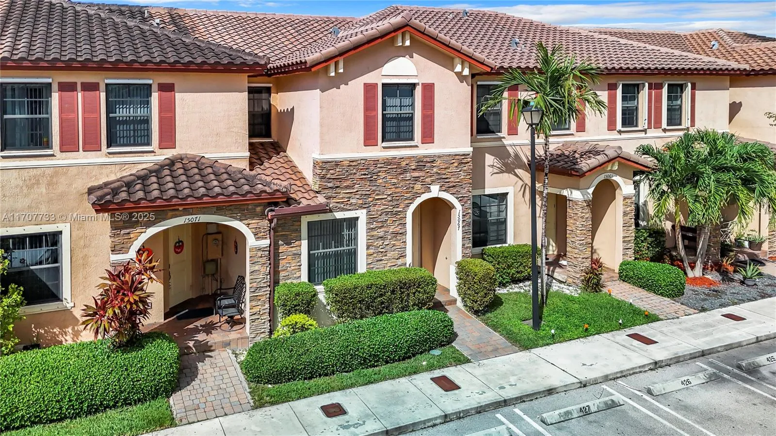 15067 SW 116th St, Miami FL 33196