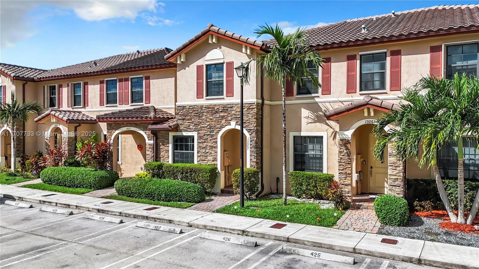 15067 SW 116th St, Miami FL 33196