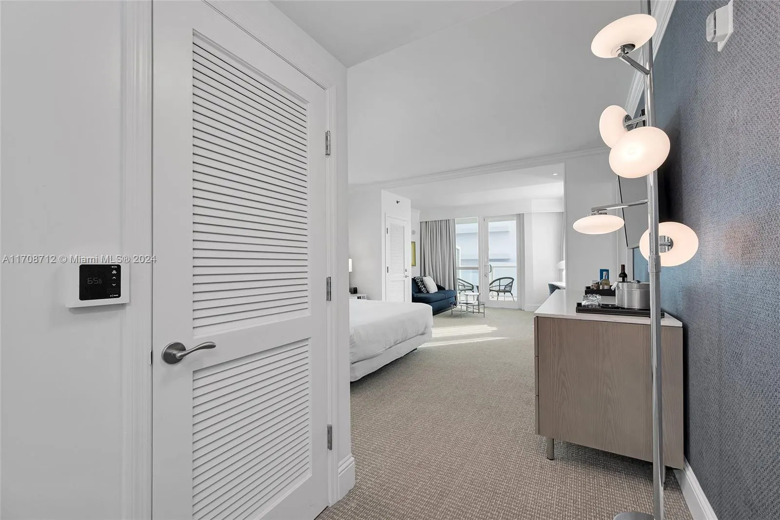 4401 Collins Ave # 902, Miami Beach FL 33140