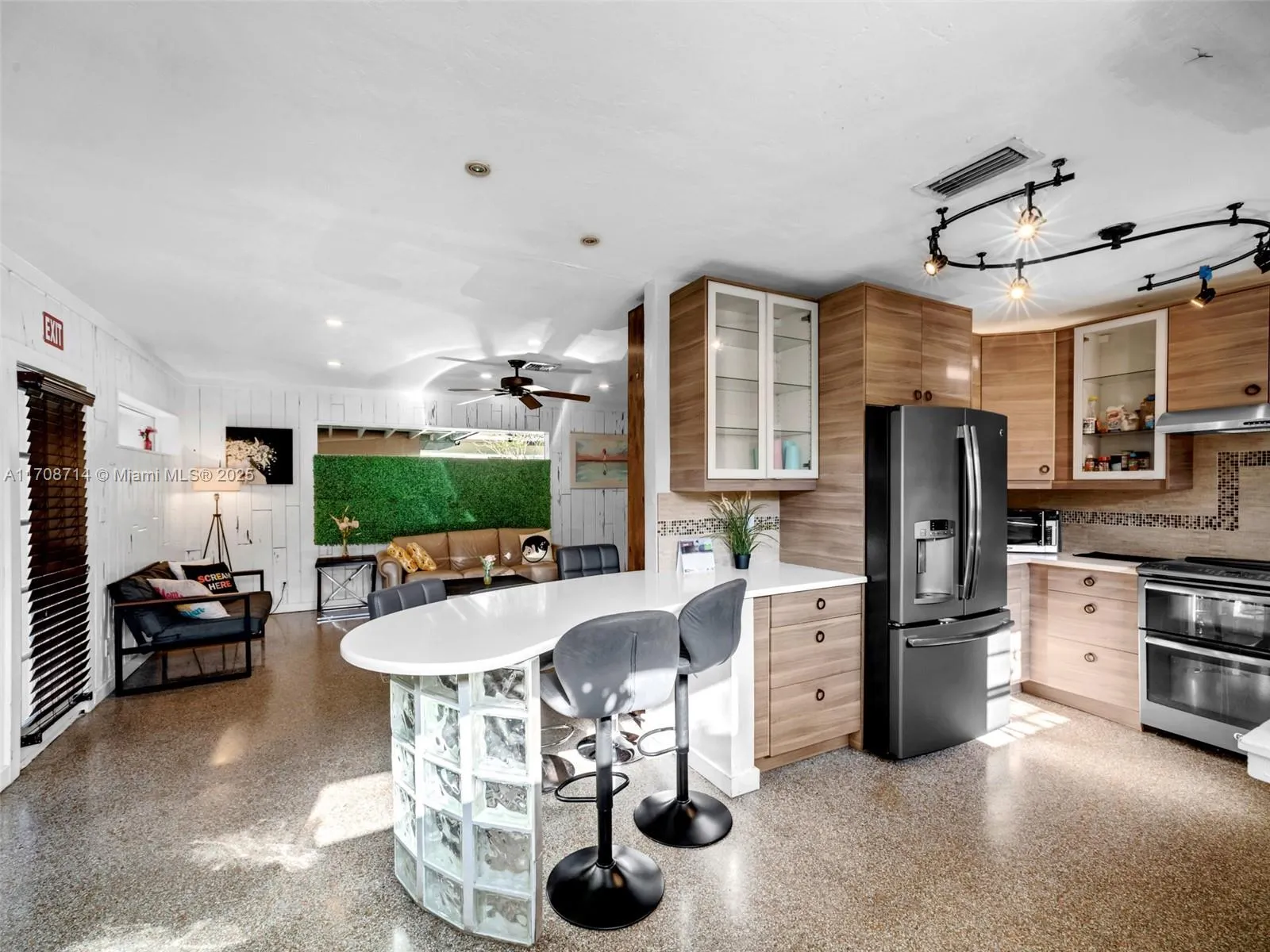 1507 Garfield St, Hollywood FL 33020