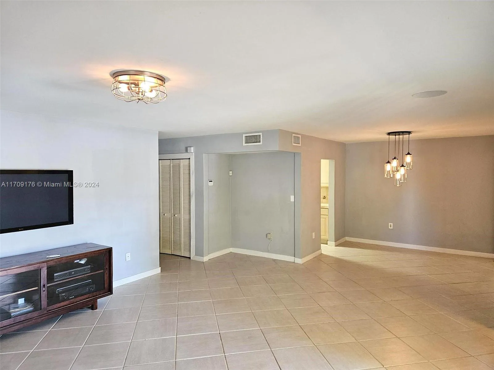9350 SW 77th Ave # G7, Miami FL 33156
