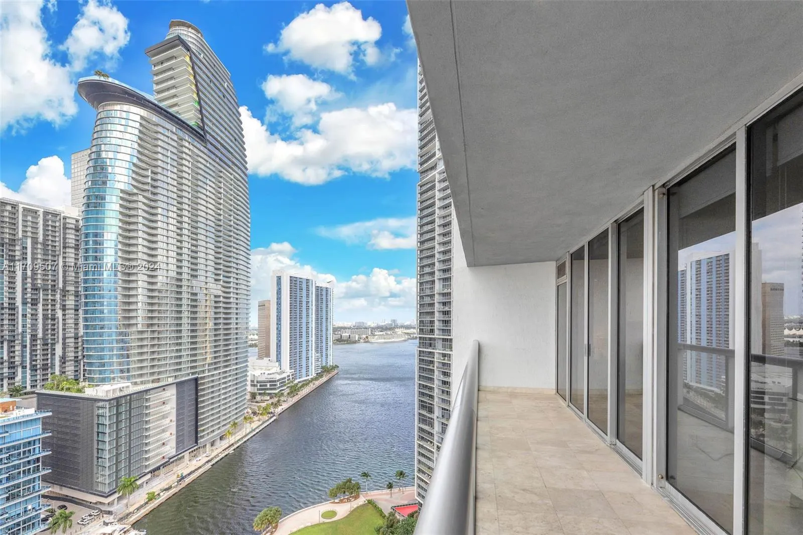 485 Brickell Ave # 2503, Miami FL 33131