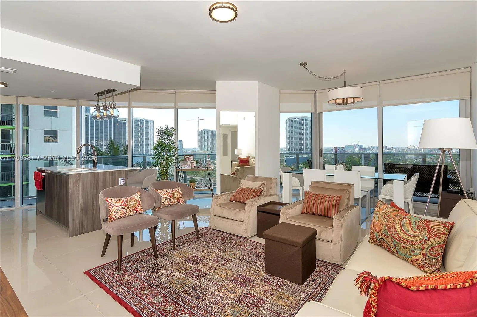 2 bedroom 2 bath for sale at 488 NE 18th St # 1700, Miami FL 33132