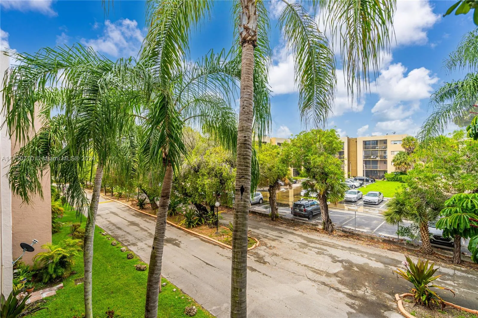 8511 NW 8th St # 5, Miami FL 33126