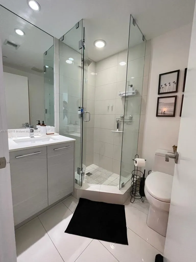 650 NE 32nd St # 3606, Miami FL 33137