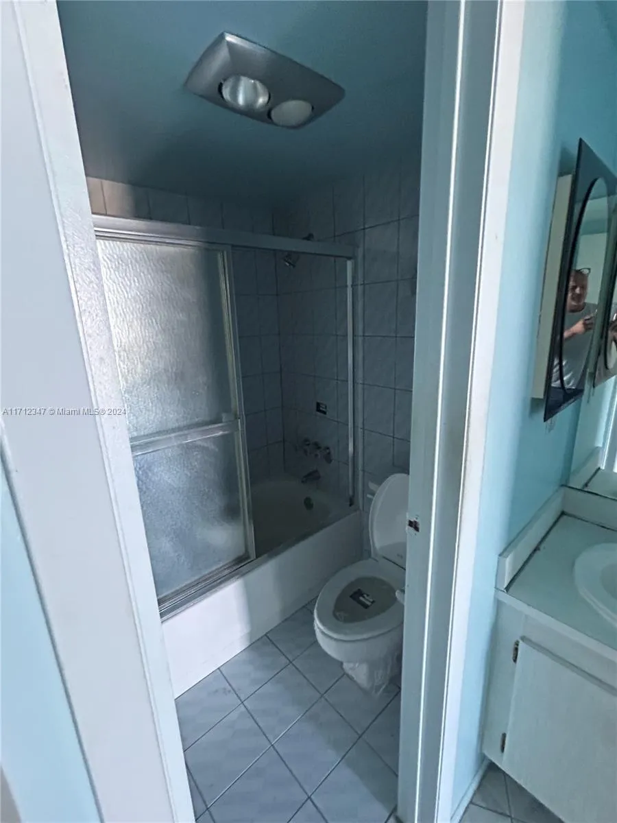 3475 N Country Club Dr # 618, Aventura FL 33180