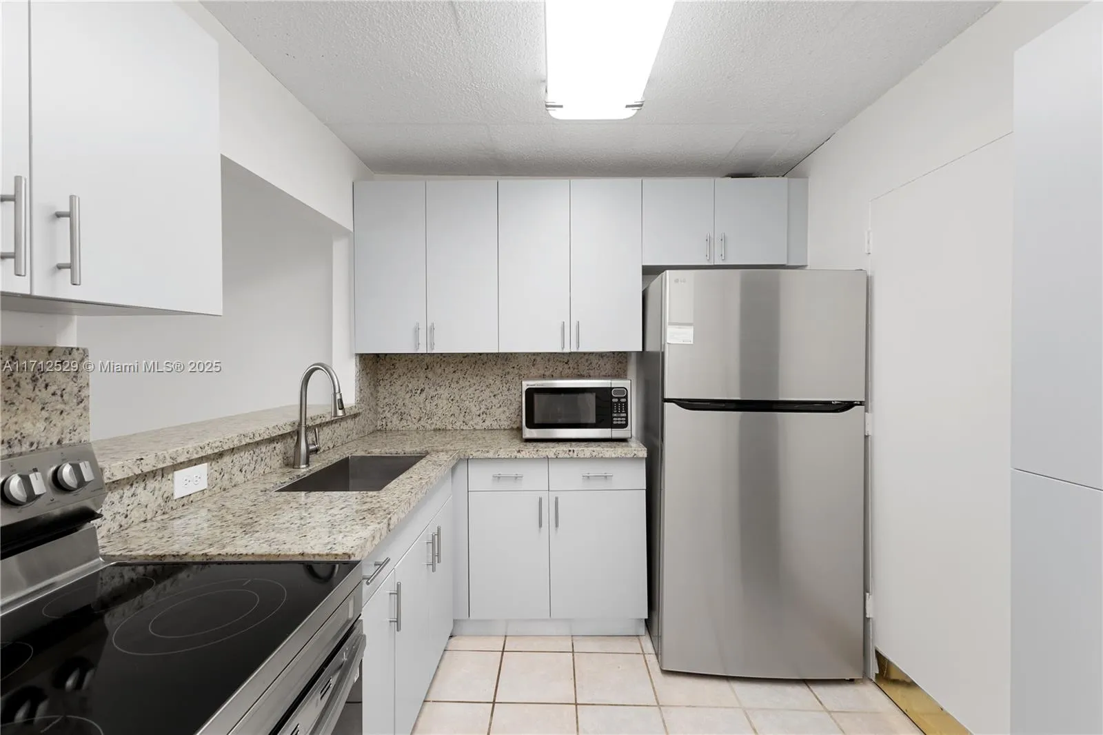 345 Ocean Dr # 424, Miami Beach FL 33139