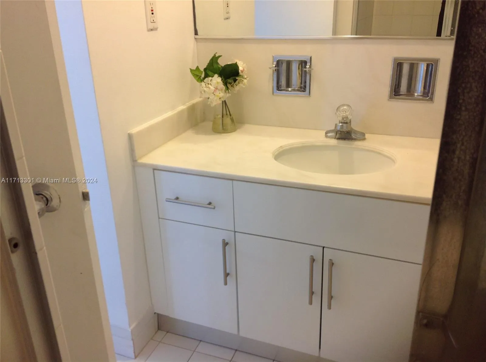 5151 Collins Ave # 1119, Miami Beach FL 33140