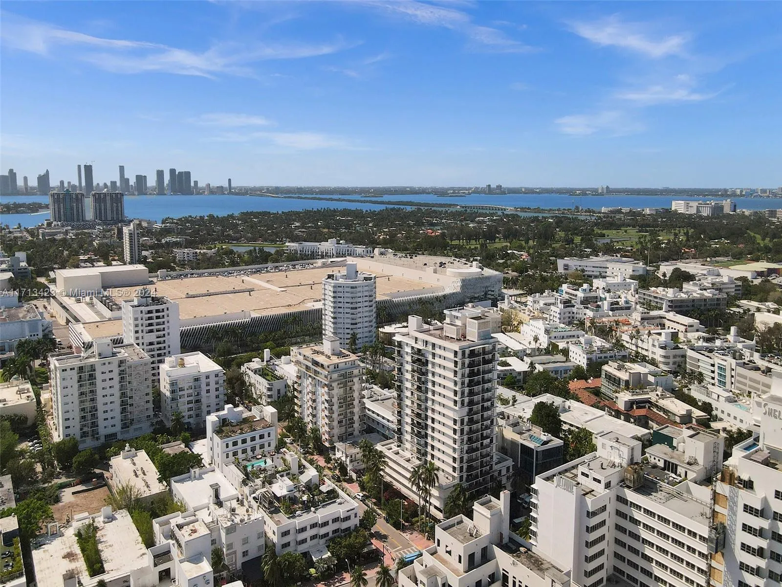 1800 Collins Ave # 7B, Miami Beach FL 33139