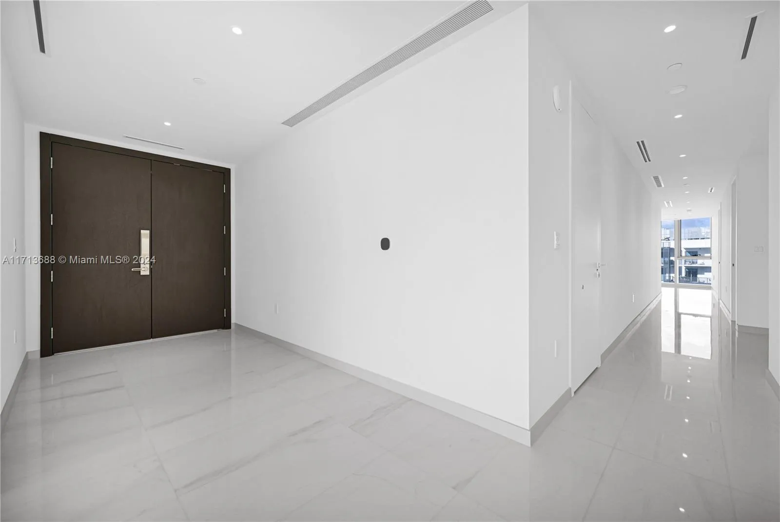 300 Biscayne Blvd Way # 4303, Miami FL 33131