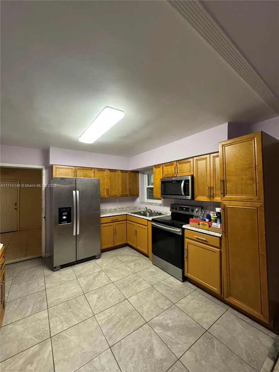 4511 NW 174th Dr, Miami Gardens FL 33055