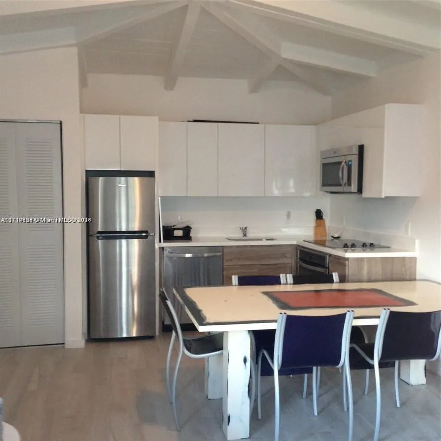 1450 Meridian Ave # 205, Miami Beach FL 33139
