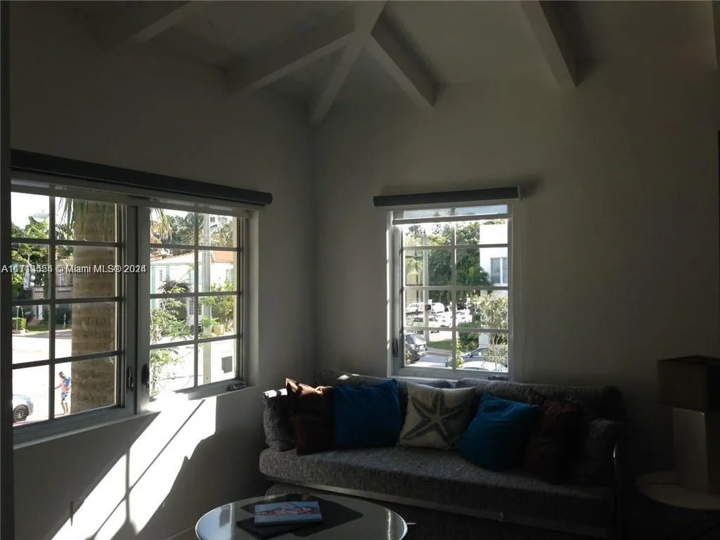 1450 Meridian Ave # 205, Miami Beach FL 33139