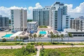 5401 Collins Ave # 223, Miami Beach FL 33140