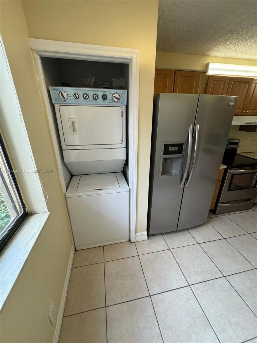 8041 Southgate Blvd # H5, North Lauderdale FL 33068