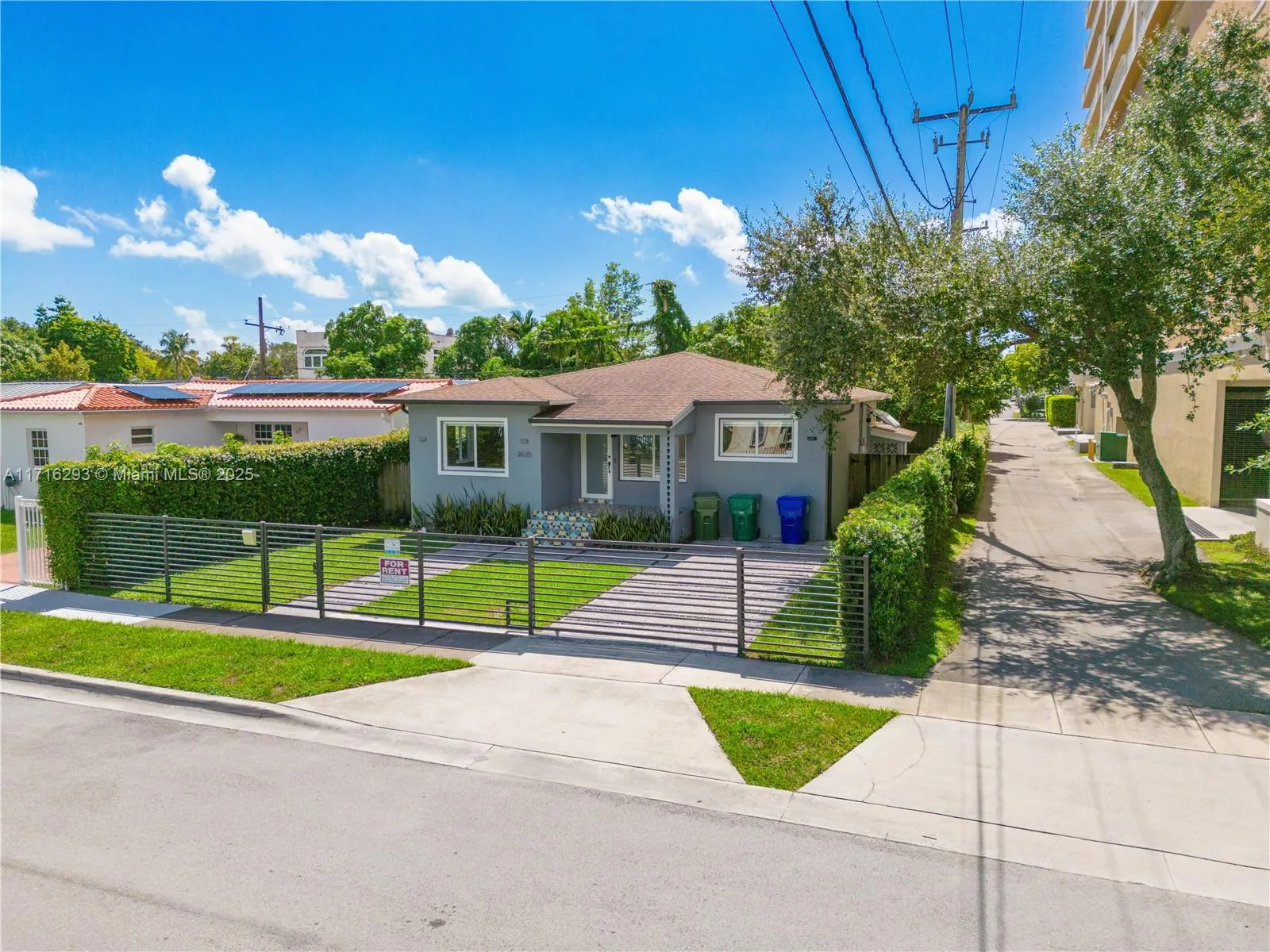 2620 SW 24th St, Miami FL 33145