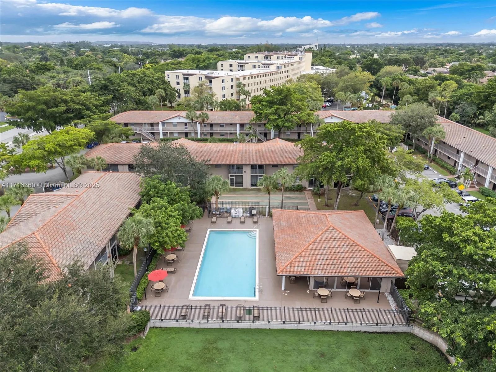 8850 Royal Palm Blvd # 6, Coral Springs FL 33065