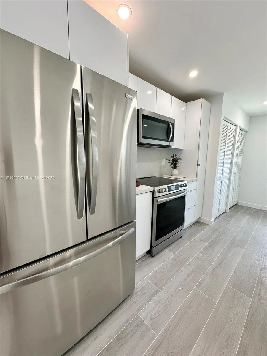 20831 NW 28th Ave, Miami Gardens FL 33056
