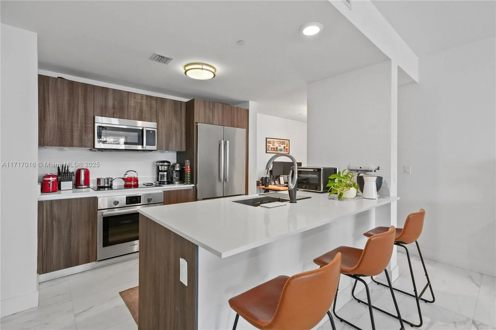 2 bedroom 3 bath for sale at 488 NE 18th St # 4009, Miami FL 33132
