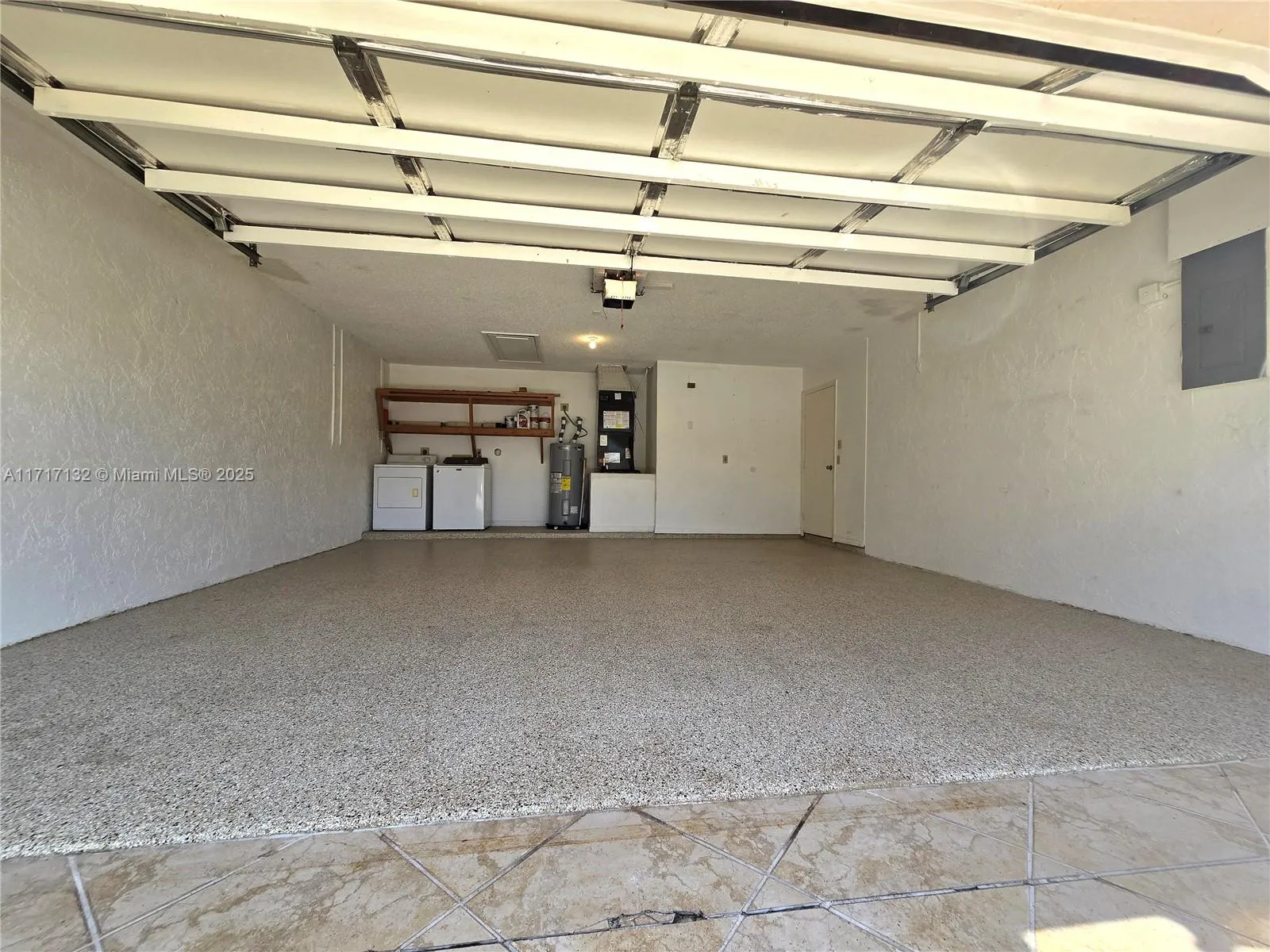 5065 N Foxhall Dr N, West Palm Beach FL 33417