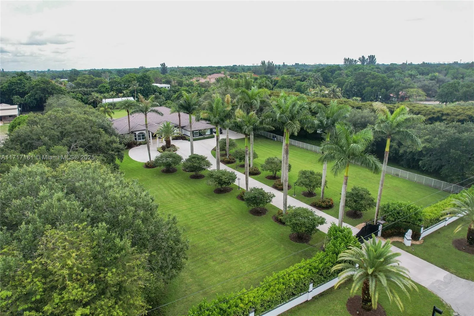 13431 Old Sheridan St, Southwest Ranches FL 33330