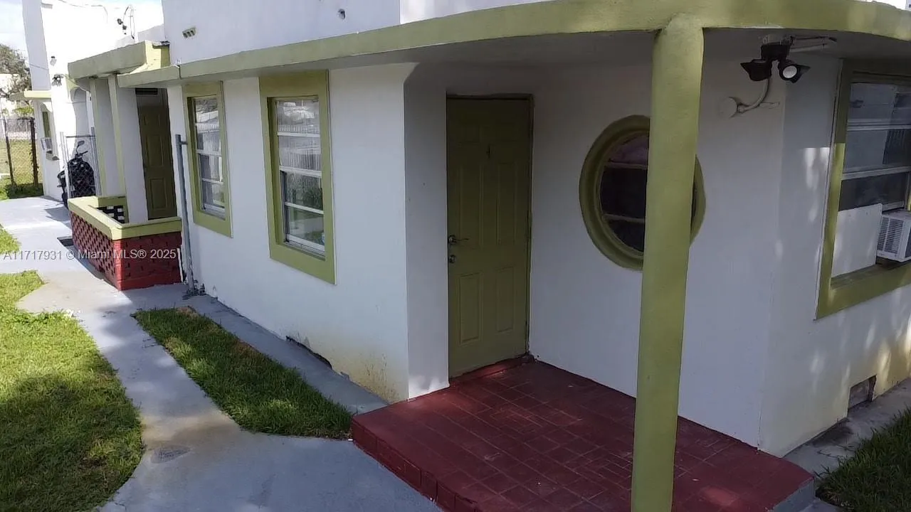 7802 NW 8th Ave # 2, Miami FL 33150