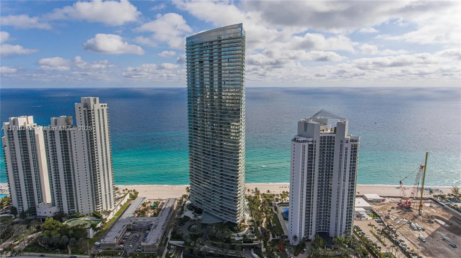 2 bedroom 2 bath for sale at 18975 Collins Ave # 305, Sunny Isles Beach FL 33160