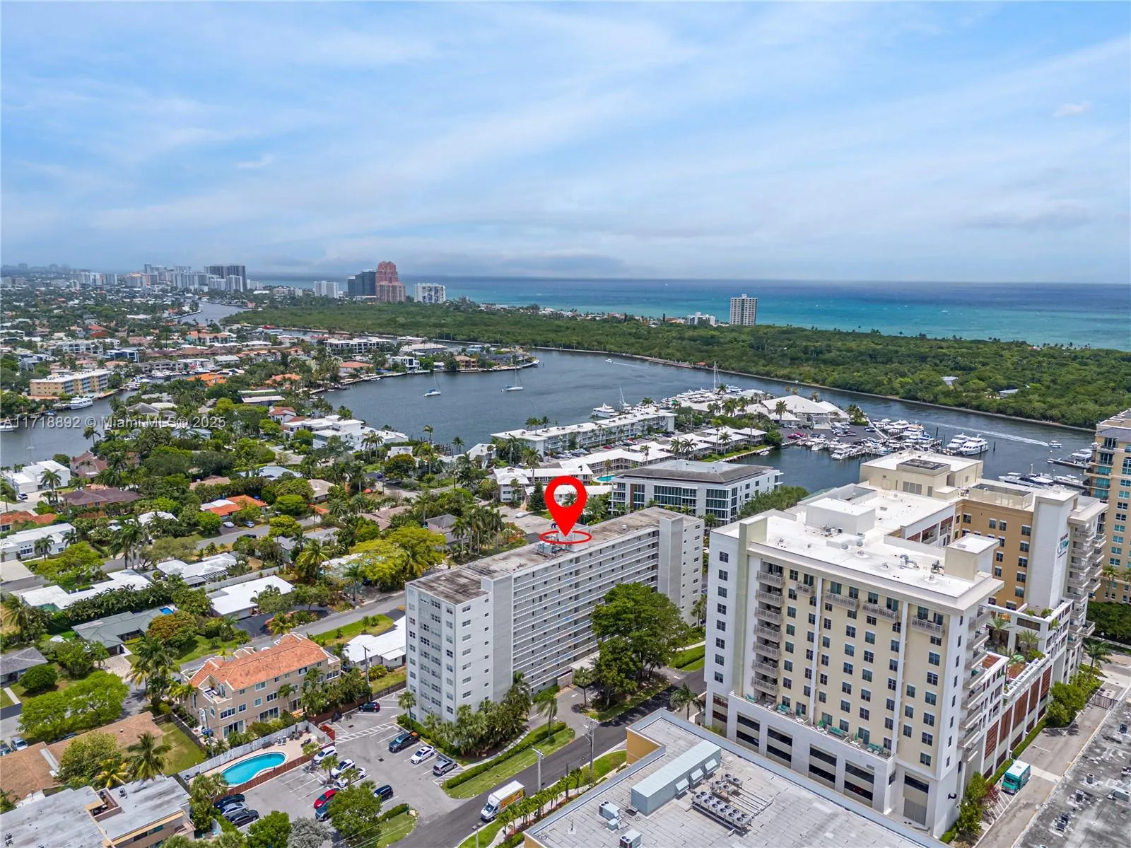 1 bedroom 1 bath for sale at 2555 NE 11th St # 303, Fort Lauderdale FL 33304