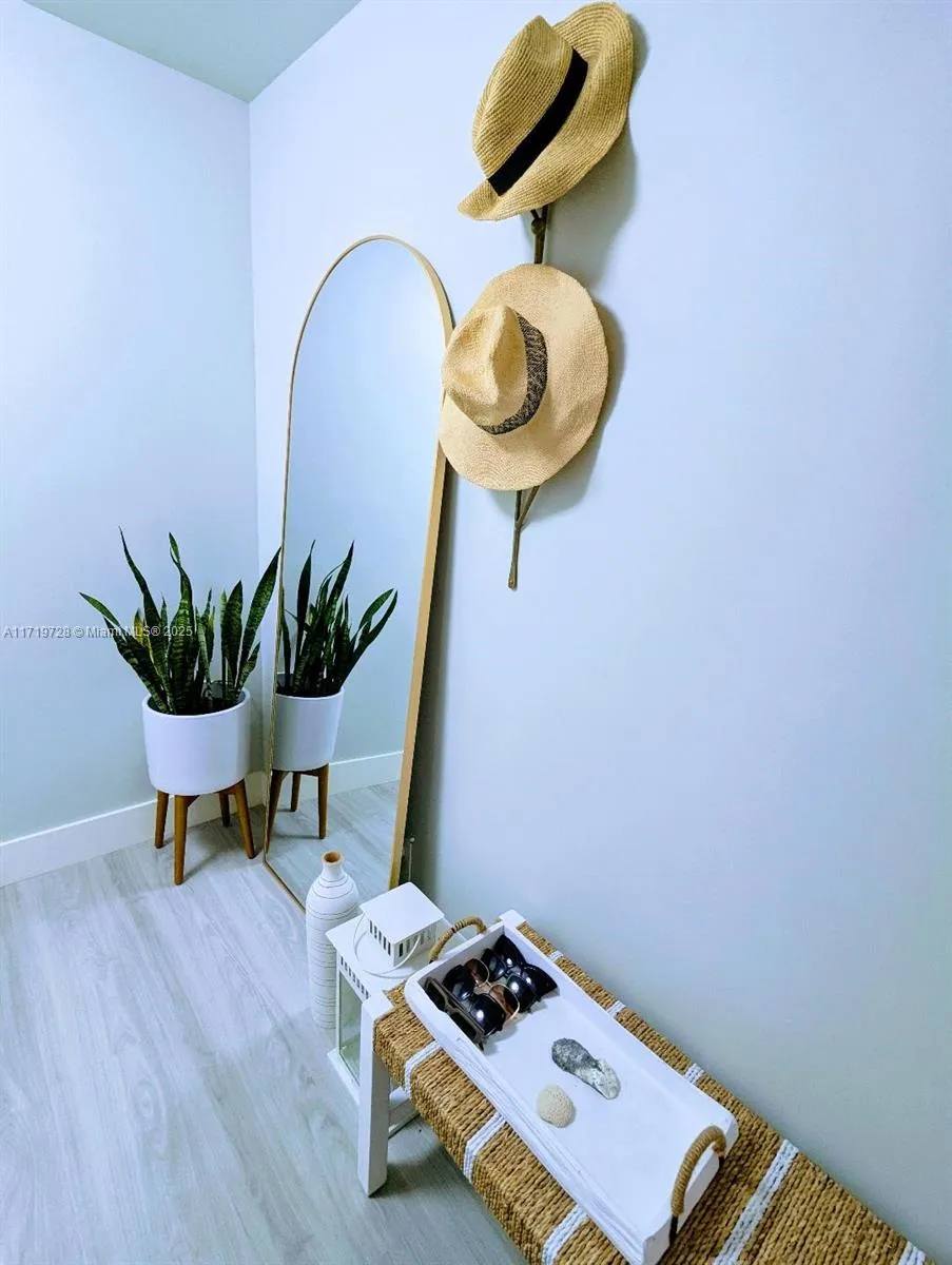 2655 Collins Ave # 802, Miami Beach FL 33140
