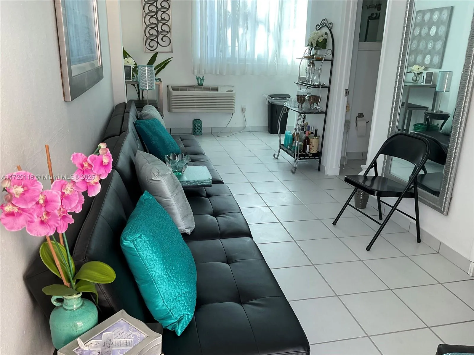 5445 Collins Ave, Miami Beach FL 33140