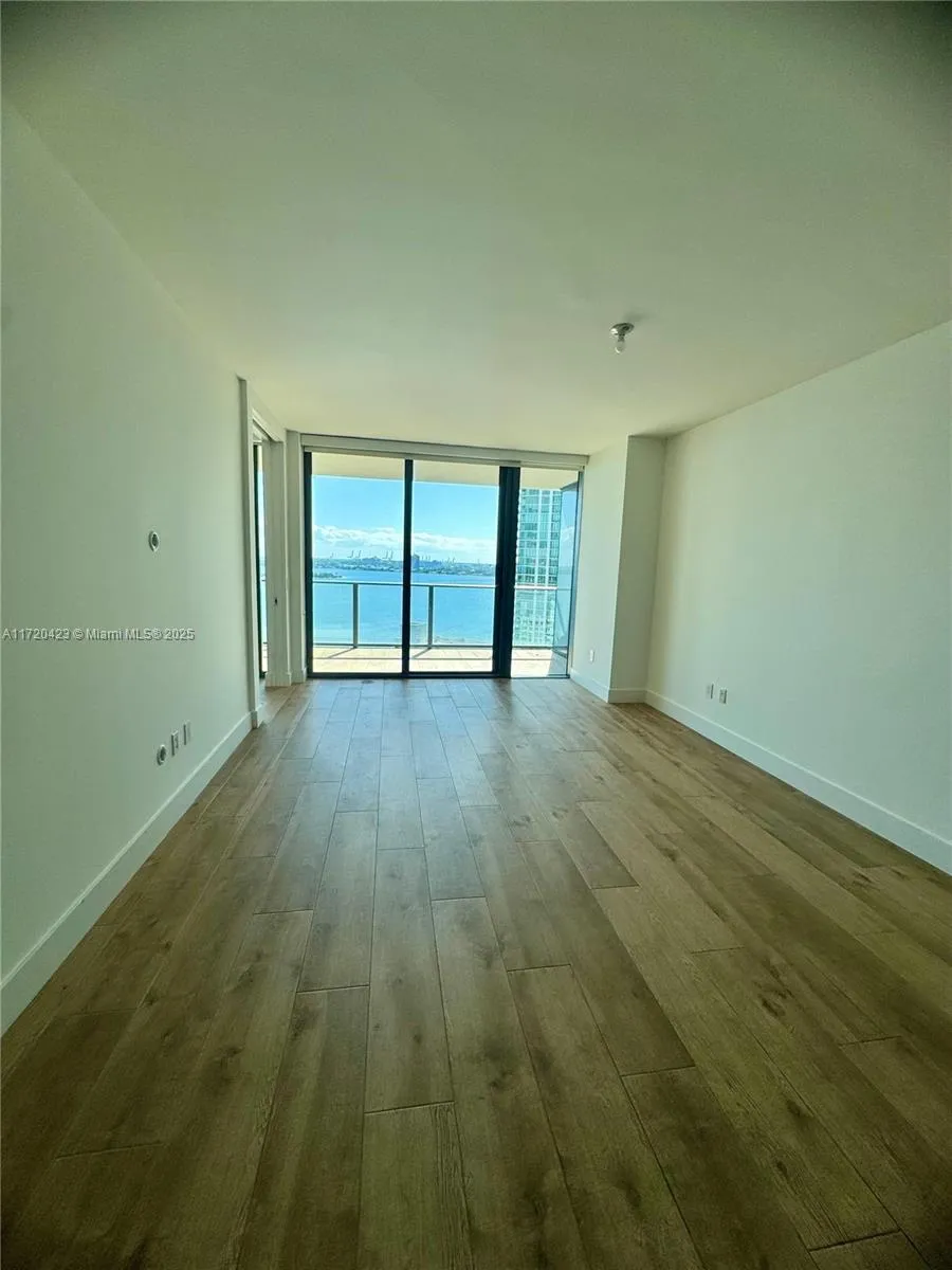 650 NE 32 street # 1805, Miami FL 33137