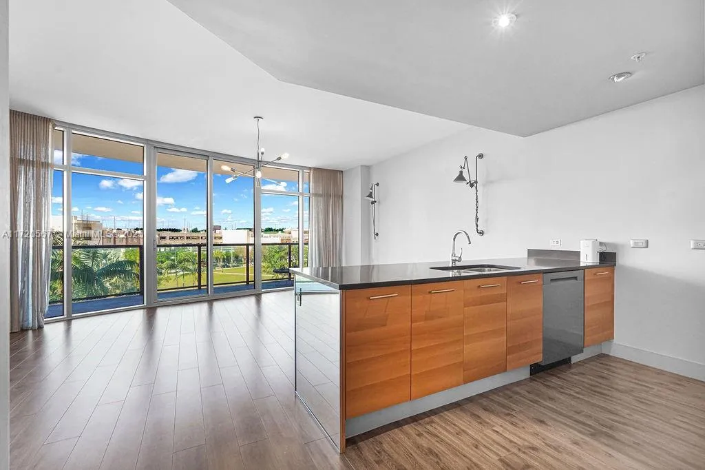 2 bedroom 2 bath for sale at 3301 NE 1st Ave # M0404, Miami FL 33137