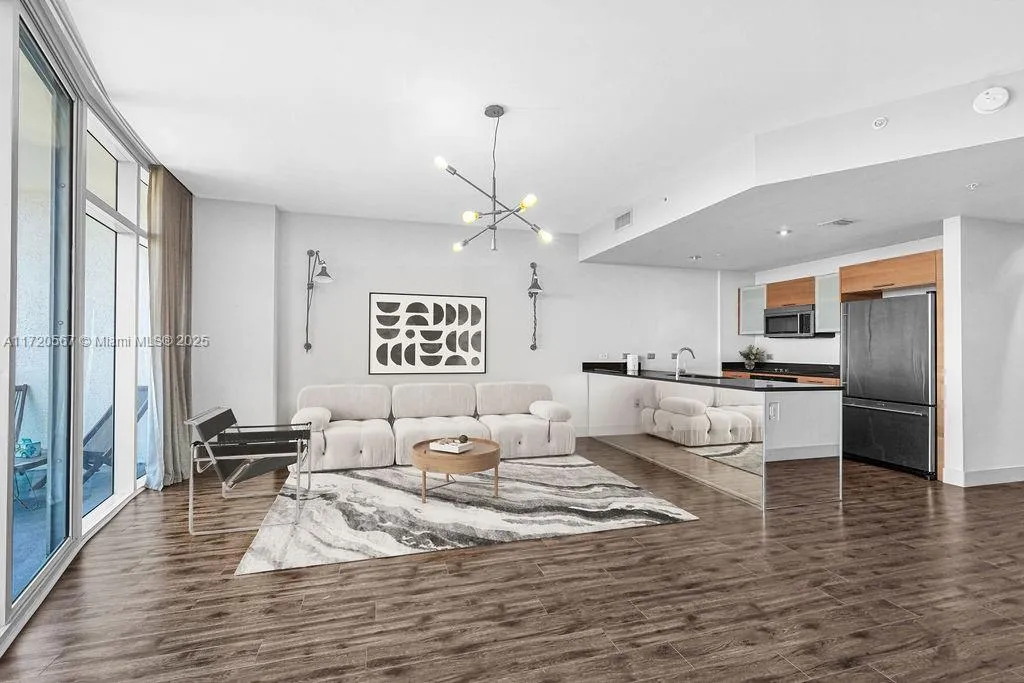 3301 NE 1st Ave # M0404, Miami FL 33137