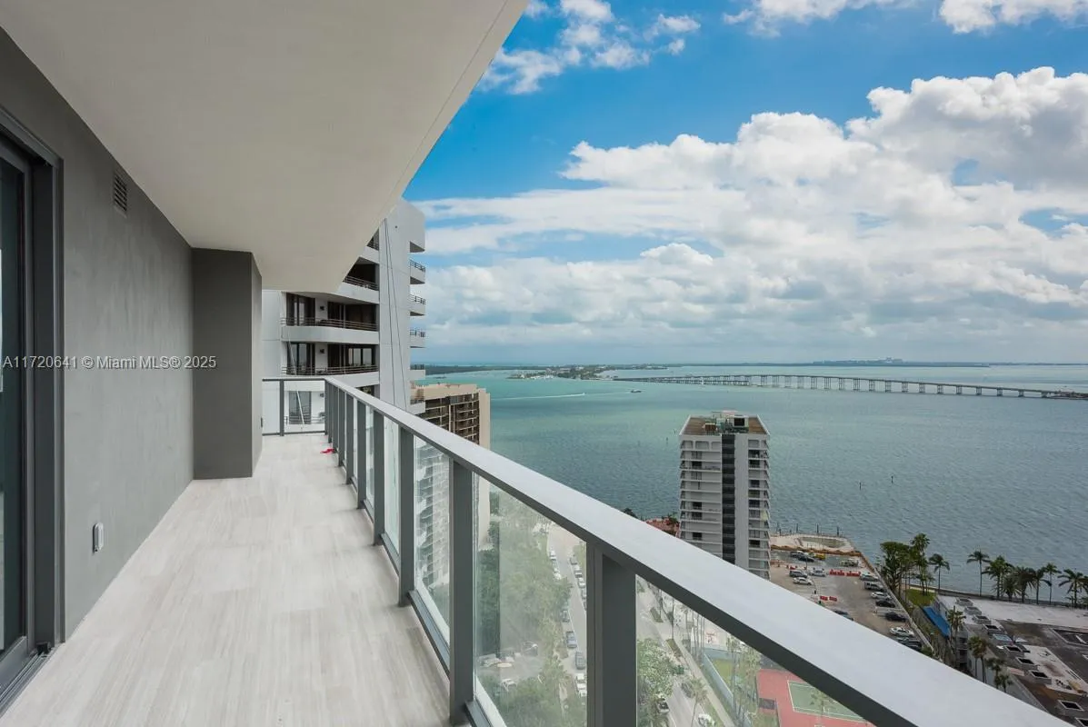 2 bedroom 2 bath for sale at 1451 Brickell Ave # 2103, Miami FL 33131