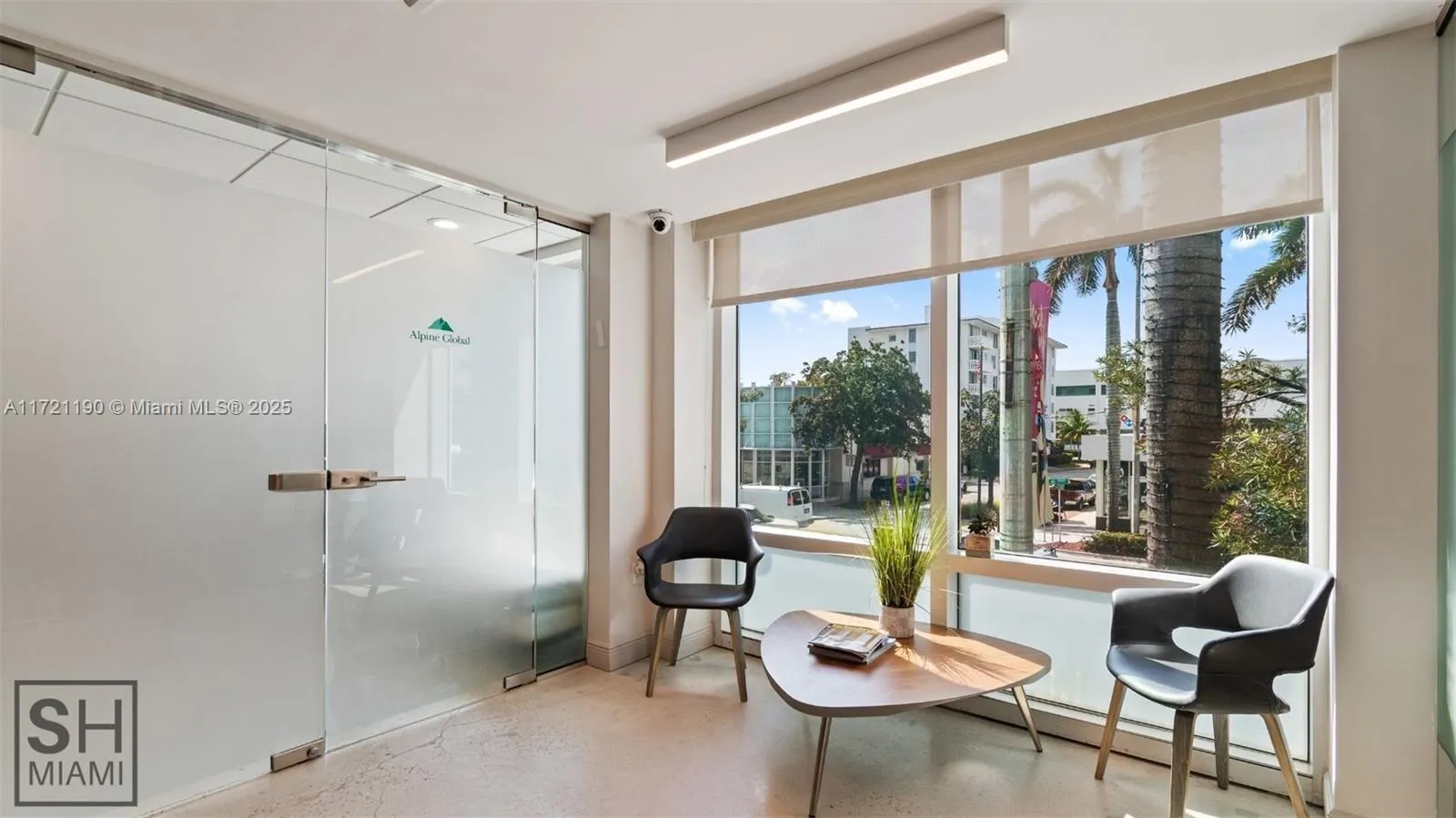 820 W 41 St # 301, Miami Beach FL 33140