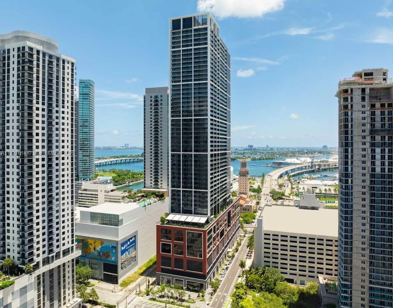 159 NE 6 # 3912, Miami FL 33132