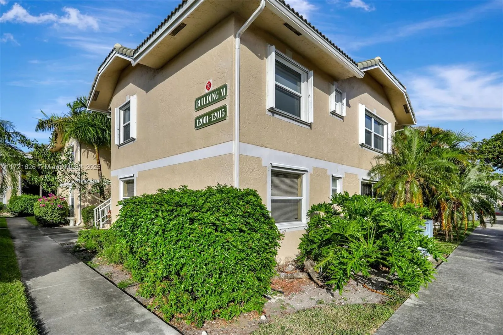 12001 Royal Palm Blvd # 1M, Coral Springs FL 33065