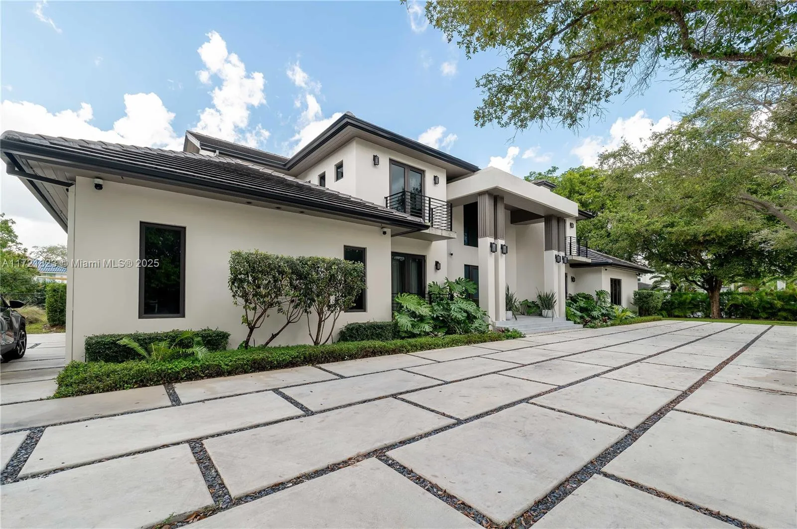 11200 SW 60th Ave, Pinecrest FL 33156