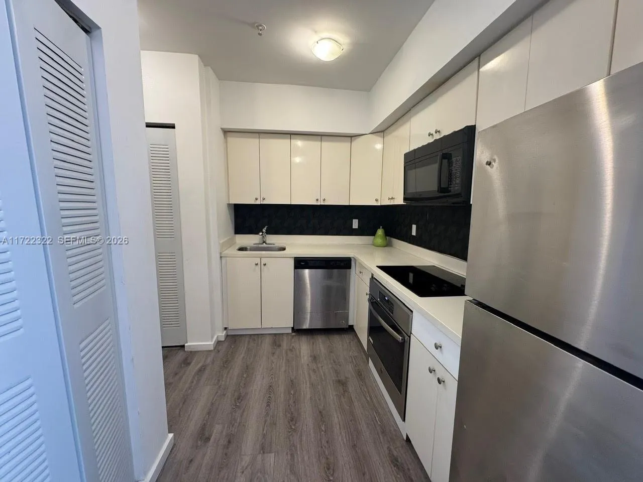 810 7 St # 207, Miami Beach FL 33139