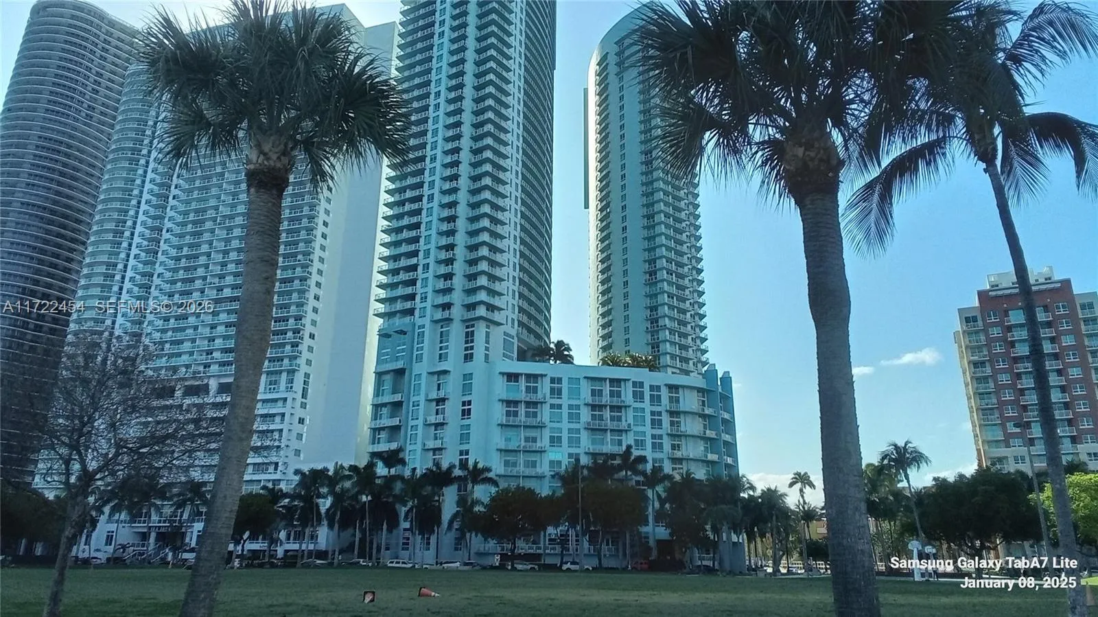 2 bedroom 2 bath for sale at 1900 Bayshore Dr # 3518, Miami FL 33132